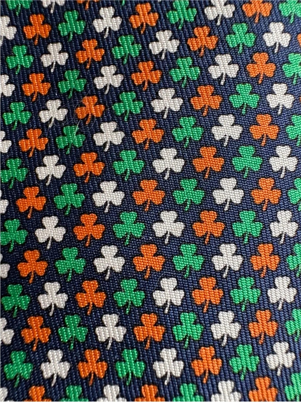 Vineyard Vines Shamrock Tie
